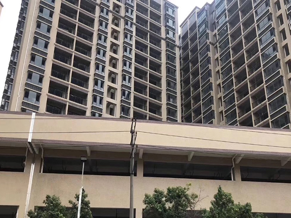 大朗-松湖中心花園 5棟花園小區首付15萬/套起